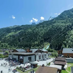 Midi Loft - A Mountain Haven Apartment